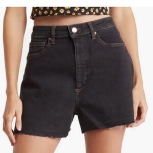 WeWoreWhat High Rise Boyfriend Short